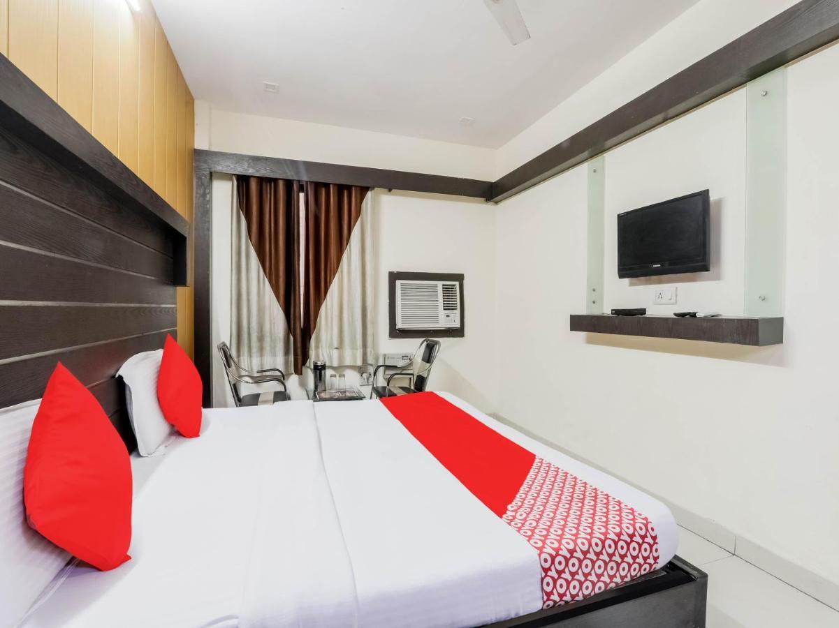 Oyo 79765 Hotel Samrat Lucknow Extérieur photo